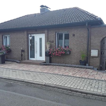 شقة Haus Sonnenblick Momlingen المظهر الخارجي الصورة