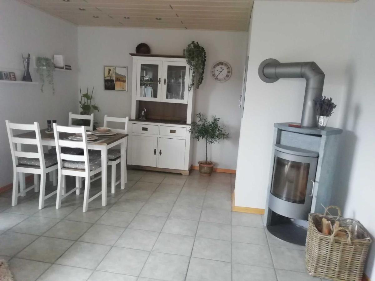 شقة Haus Sonnenblick Momlingen المظهر الخارجي الصورة